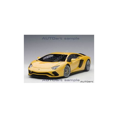 LAMBORGHINI AVENTADOR S 2017 JAUNE ORION