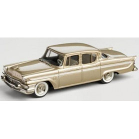 PACKARD CLIPPER TOWN SEDAN 1957