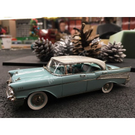 CHEVROLET BEL AIR HARDTOP 4 PORTES 1957