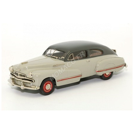 OLDSMOBILE 98 B-44 SEDANETTE 1942 2 TONS