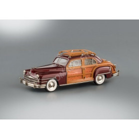 CHRYSLER TOWN & COUNTRY 4 PORTES SEDAN 1947