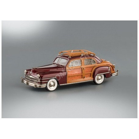 CHRYSLER TOWN & COUNTRY 4 PORTES SEDAN 1947