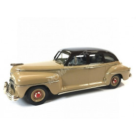 DESOTO 4 PORTES SEDAN 1942