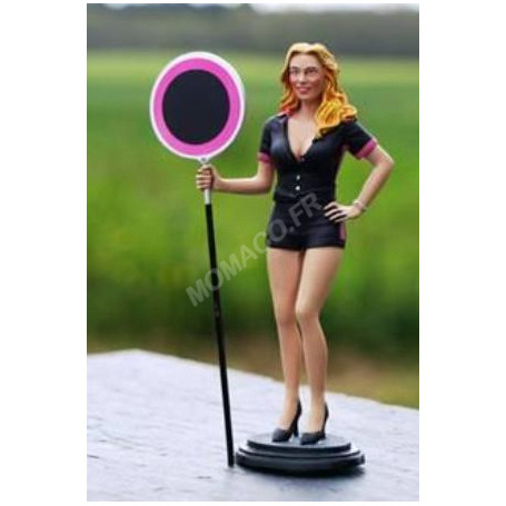 FIGURINE GRID GIRL