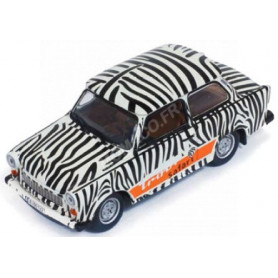 TRABANT 601 1970 NOIR/BLANC