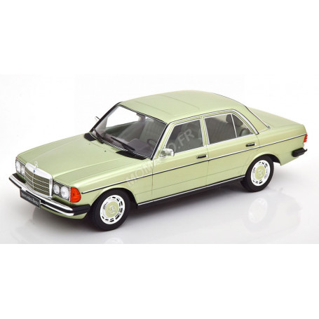 MERCEDES-BENZ 230E W123 1975 VERTE