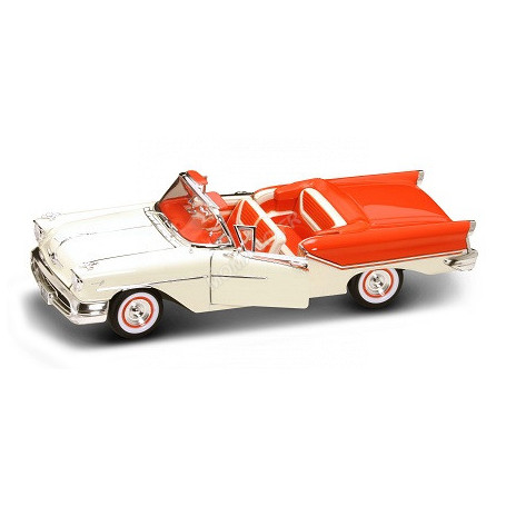 OLDSMOBILE SUPER 88 1957 ORANGE