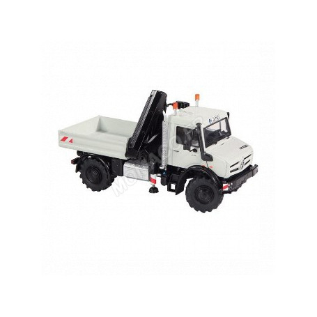 MERCEDES-BENZ UNIMOG U5000 "GRAU"
