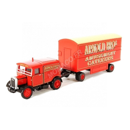 SCAMMEL SHOWTRAC ARNOLD BROS AVEC REMORQUE