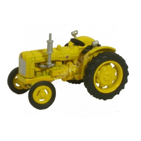 FORDSON TRACTEUR JAUNE