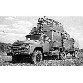 ZIL 130 KO STARTKOMMANDO PUNKT SKP 11 NVA AVEC REMORQUE