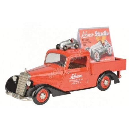MERCEDES-BENZ 170CV PROMOTION CAR "SCHUCO STUDIO" (EPUISE)
