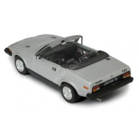 TRIUMPH TR7 CABRIOLET PLATINIUM