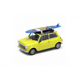 AUSTIN MINI COOPER 1300 AVEC PLANCHE DE SURF