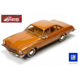 BUICK CENTURY 4 PORTES 1974 GINGEMBRE