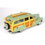 CHEVROLET WOODIE 1948 VERT AVEC PLANCHE DE SURF