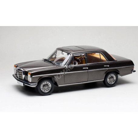 MERCEDES-BENZ STRICH 8 SALOON 1968 MARRON