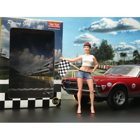 FIGURINE RACING GIRL AVEC DRAPEAU A DAMIER