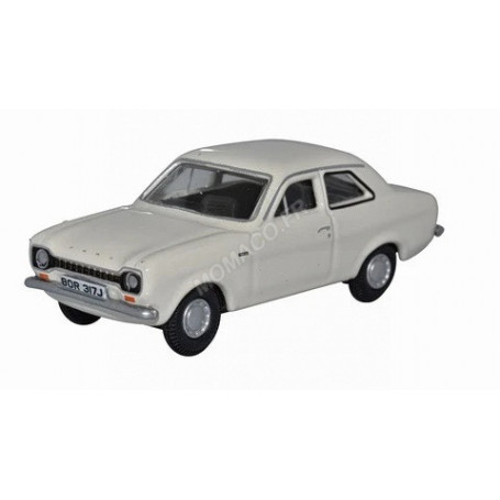 FORD ESCORT MKI BLANCHE