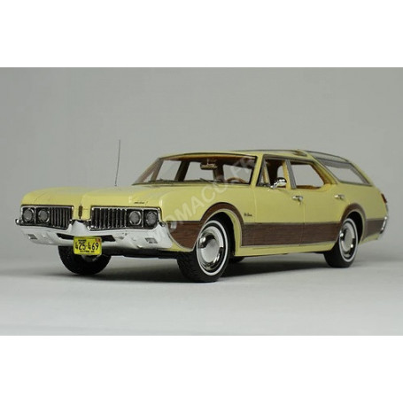 OLDSMOBILE VISTA CRUISER 1969 JAUNE