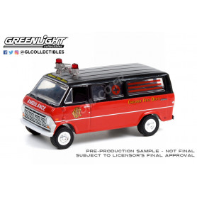 FORD CLUB WAGON AMBULANCE 1969 "CHICAGO FIRE DEPARTMENT" (EPUISE)
