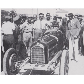ALFA ROMEO P3 8 NUVOLARI GRAND PRIX ITALIE 1932 1ER
