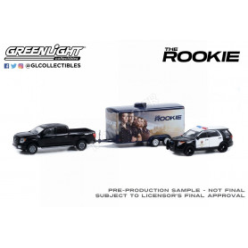 SET DE VEHICULES : NISSAN TITAN XD PRO-4X ET  FORD POLICE 2013 "THE ROOKIE (2018)" (EPUISE)