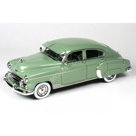 CHEVROLET FLEETMASTER DELUXE 4 PORTES SEDAN 1950 VERT "MIST GREEN"