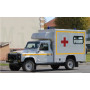LAND ROVER 130 AMBULANCE MILITAIRE ARMEE DE TERRE BLANC