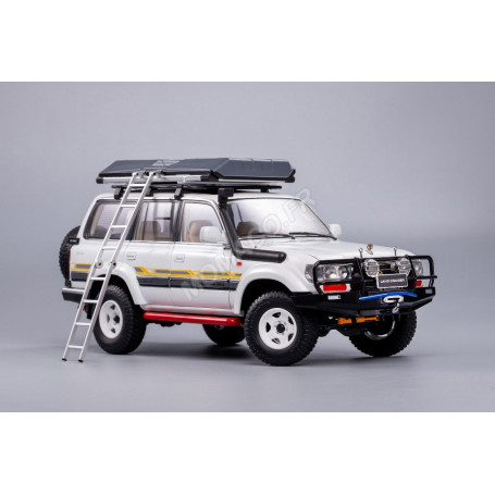 TOYOTA LAND CRUISER 1990 J8 BLANC AVEC GALLERIE ET ACCESSOIRES