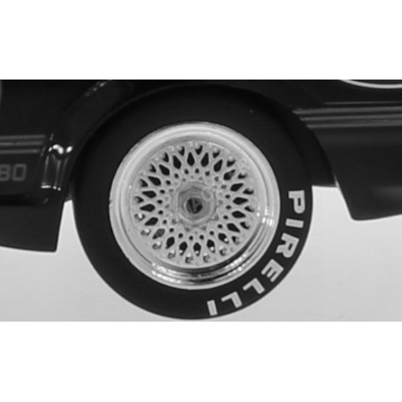 SET DE 4 PNEUS PIRELLI AVEC JANTES BBS