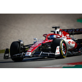 ALFA ROMEO F1 C42 TEAM ORLEN RACING 77 VALTTERI BOTTAS 2022 (PACKAGING PREMIUM)