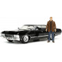 CHEVROLET IMPALA SPORT SEDAN 1967 NOIR "SUPERNATURAL (2005)" AVEC FIGURINE DEAN WINCHESTER